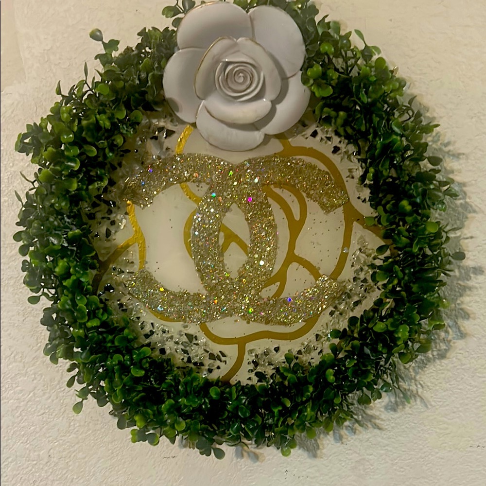 NWT handmade fashion wall decor